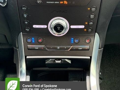 Used 2020 Ford Edge Titanium w/ Equipment Group 301A AWD/4WD image 32