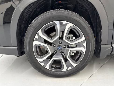 Certified 2025 Subaru Ascent Touring image 9