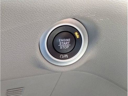 Used 2023 Chrysler Voyager LX FWD image 56