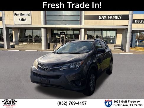 Used 2015 Toyota RAV4 LE image 3
