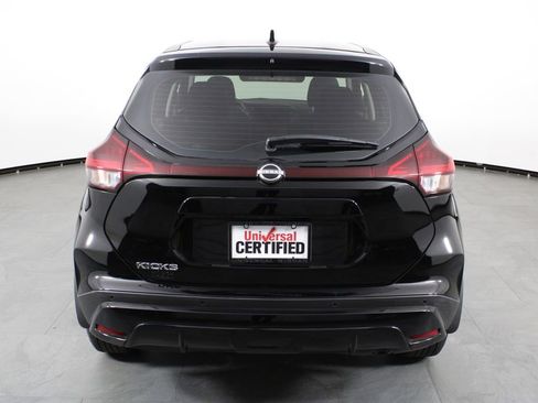 Certified 2022 Nissan Kicks S FWD image 8