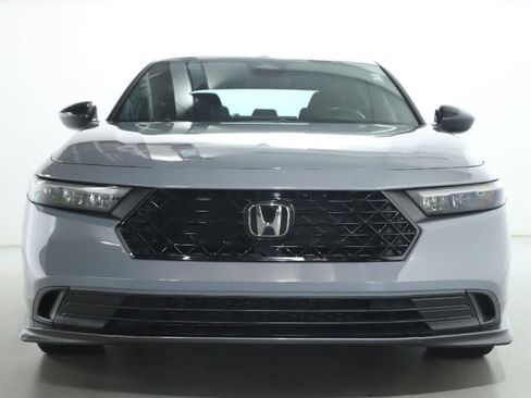 Used 2023 Honda Accord Sport image 5