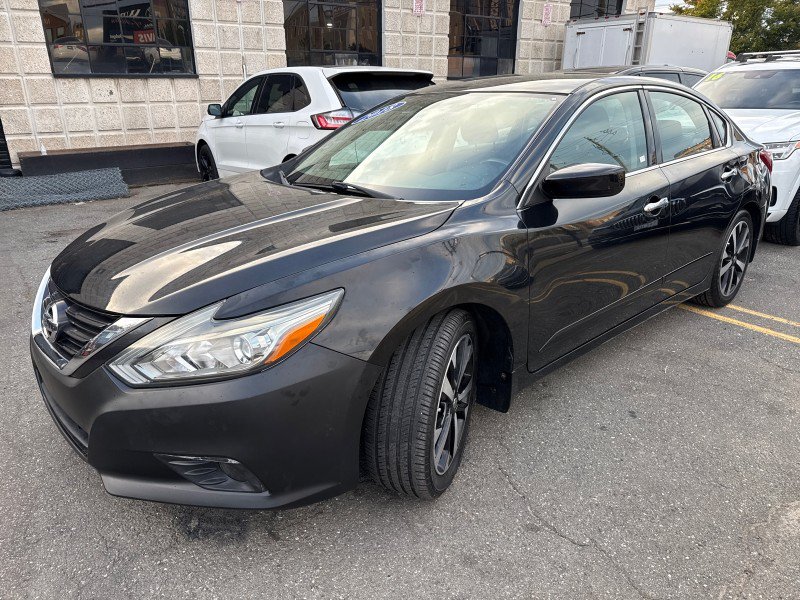 Used 2018 Nissan Altima 2.5 SR FWD image 3