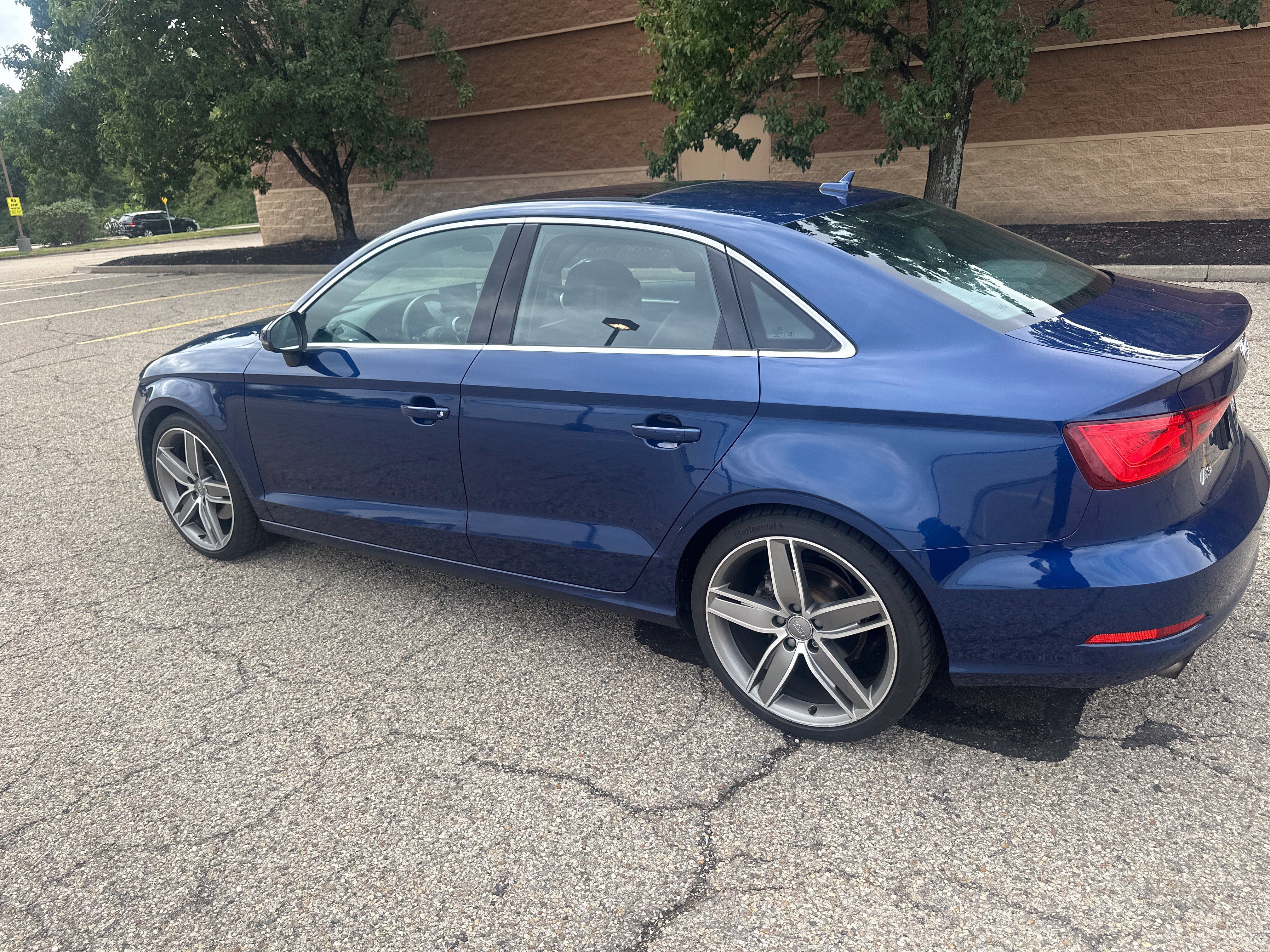 Used 2016 Audi A3 2.0T Premium Plus w/ Premium Plus Package AWD/4WD image 18