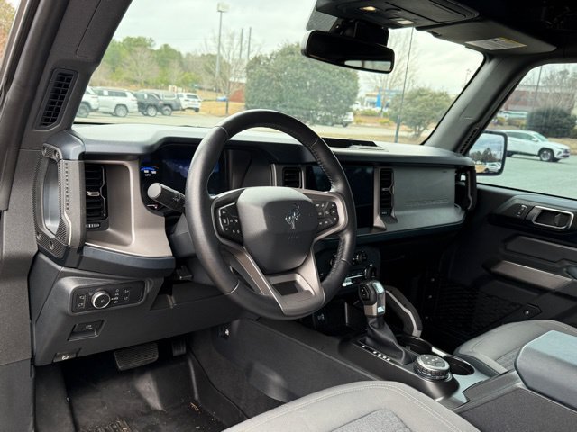 Used 2022 Ford Bronco Outer Banks AWD/4WD image 16
