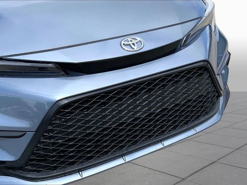 Used 2024 Toyota Corolla SE FWD image 31