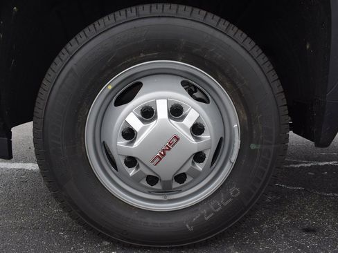 New 2026 GMC Sierra 3500 Pro w/ Convenience Package image 15