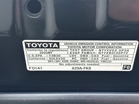 Used 2022 Toyota Camry SE image 32