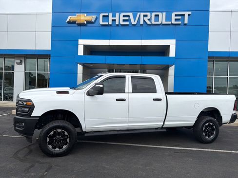 Used 2025 RAM 2500 Tradesman AWD/4WD image 1