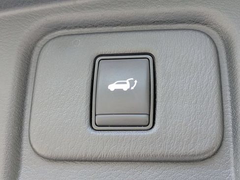 Used 2024 Nissan Murano SL FWD image 15