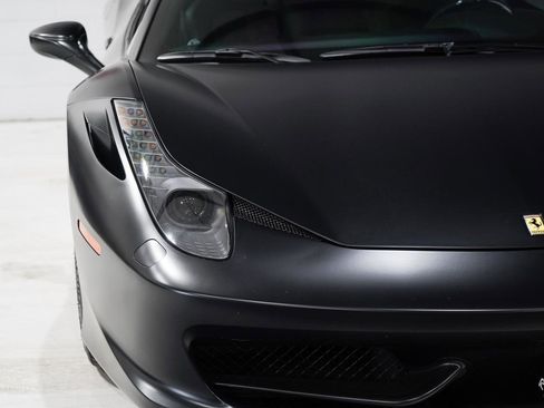 Used 2011 Ferrari 458 Italia Coupe image 28