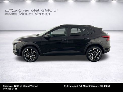 Used 2025 Chevrolet Trax RS w/ Driver Confidence Package FWD image 7