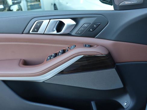 Used 2024 BMW X5 xDrive50e w/ Executive Package image 18