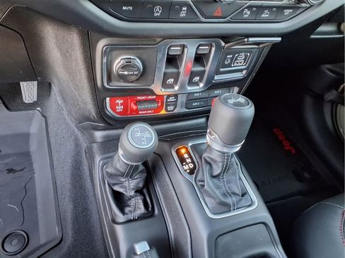 New 2026 Jeep Wrangler Rubicon AWD/4WD image 24