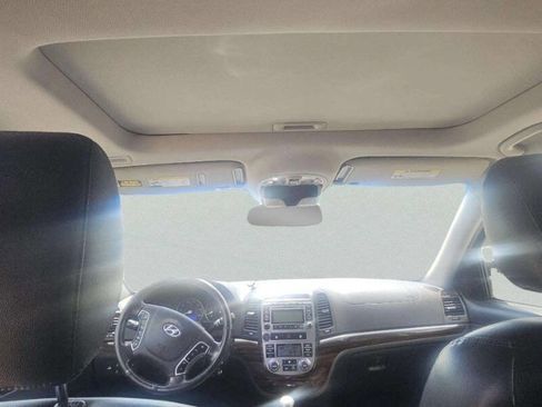 Used 2012 Hyundai Santa Fe Limited AWD/4WD image 9