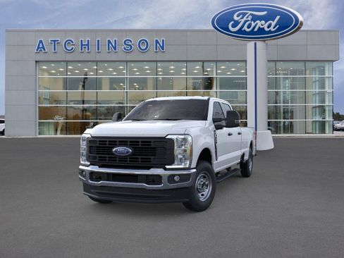 New 2026 Ford F250 XL w/ XL Chrome Package image 2