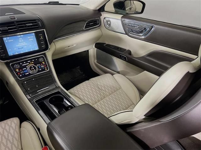 Used 2019 Lincoln Continental Black Label FWD image 5