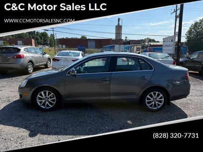 Used 2010 Volkswagen Jetta SE