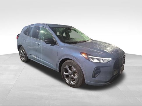 Used 2023 Ford Escape ST-Line w/ Tech Pack #1 image 2