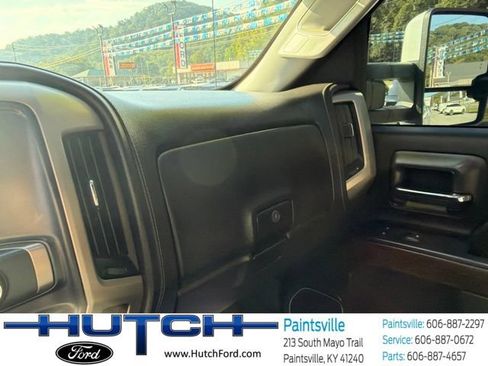 Used 2019 GMC Sierra 2500 Denali w/ Duramax Plus Package AWD/4WD image 45