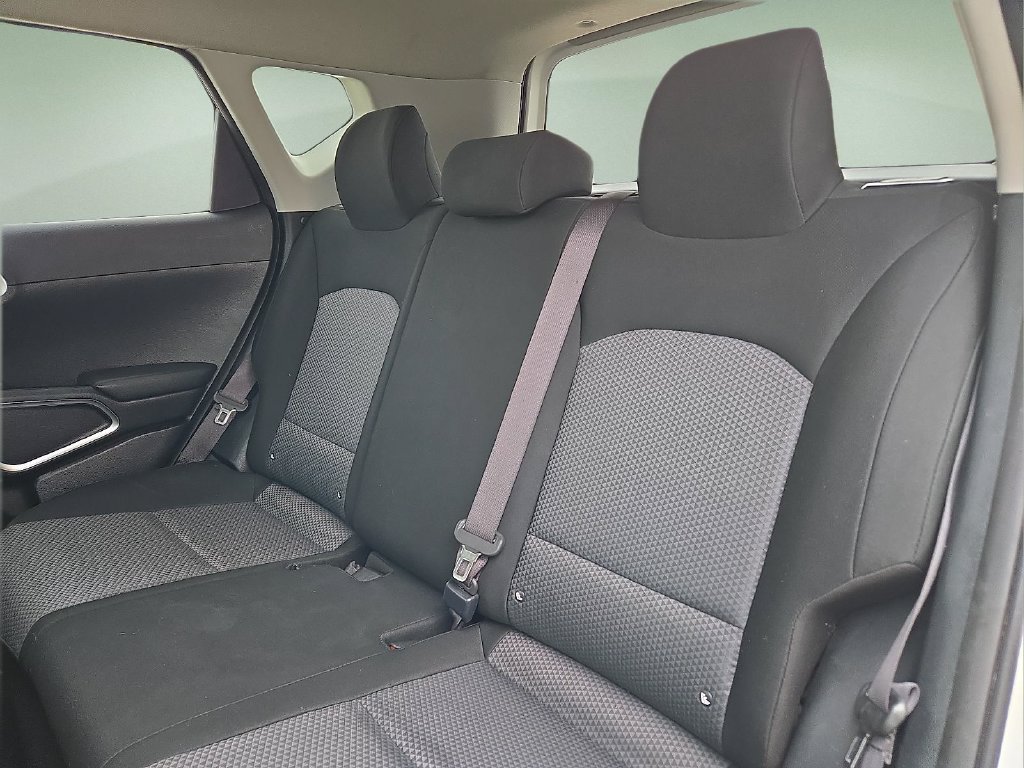 Used 2023 Kia Soul S FWD image 12