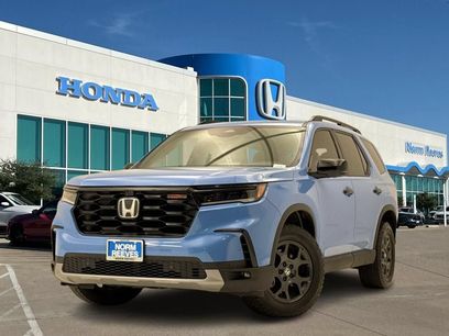 Used 2025 Honda Pilot TrailSport