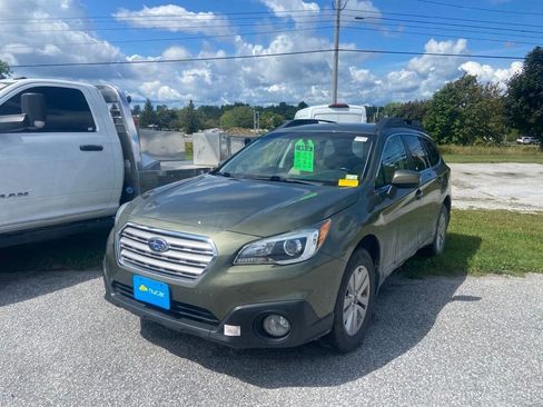 Used 2016 Subaru Outback 2.5i Premium AWD/4WD image 3