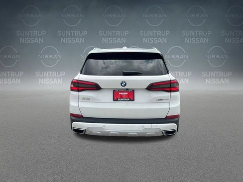 Used 2021 BMW X5 xDrive40i w/ Premium Package AWD/4WD image 39