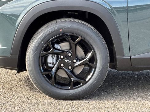 New 2026 Chevrolet Trax LT w/ Midnight Edition image 25