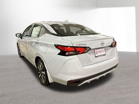 New 2025 Nissan Versa SV w/ Trunk Package image 31