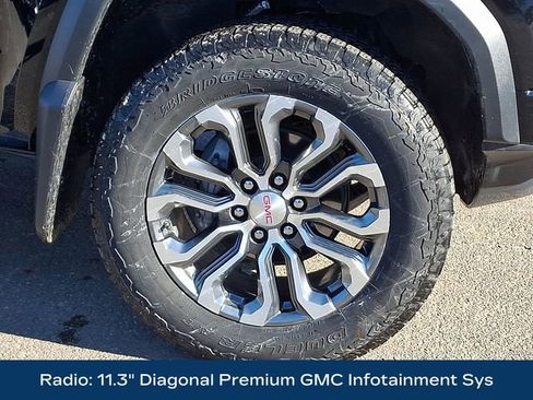 Used 2024 GMC Canyon Denali image 11