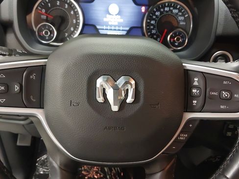 Used 2024 RAM 2500 Big Horn w/ Safety Group image 35