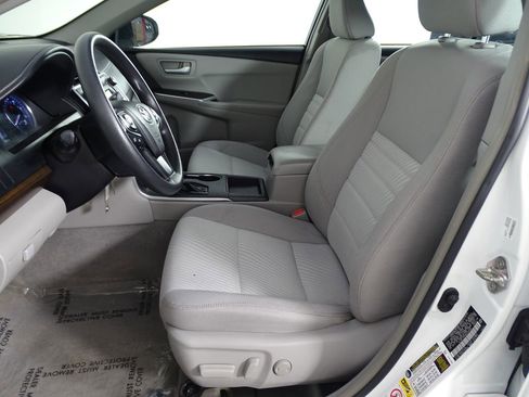 Used 2017 Toyota Camry LE image 15