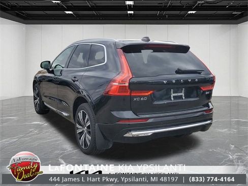 Used 2022 Volvo XC60 B6 Inscription w/ Protection Package Premier image 6