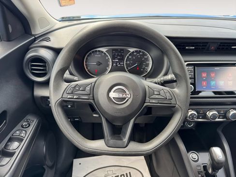 Used 2024 Nissan Kicks S FWD image 12