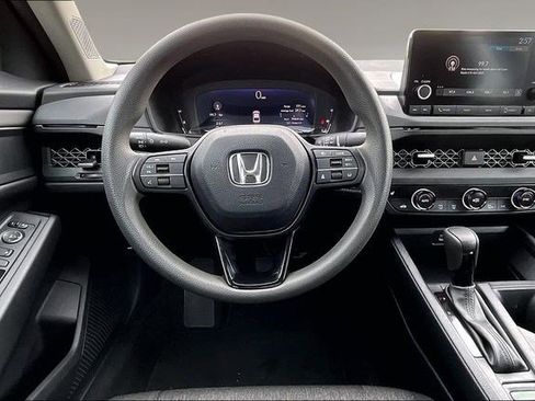 Certified 2023 Honda Accord EX image 8