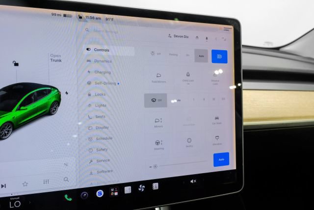 Used 2020 Tesla Model 3 Long Range AWD/4WD image 32