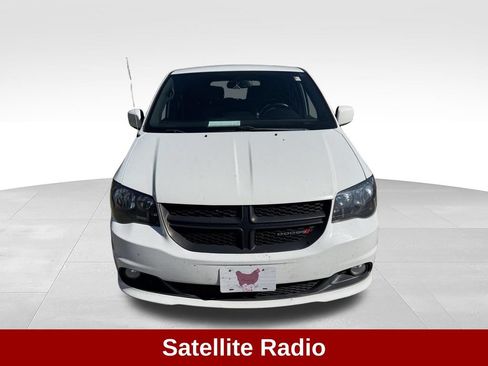 Used 2015 Dodge Grand Caravan SXT FWD image 10