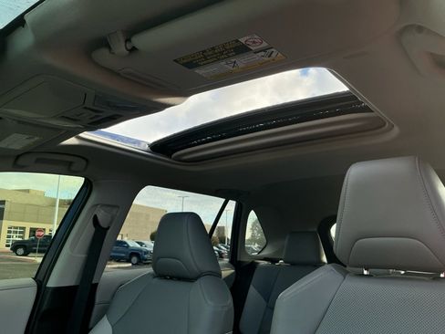 Used 2024 Toyota RAV4 Limited image 33