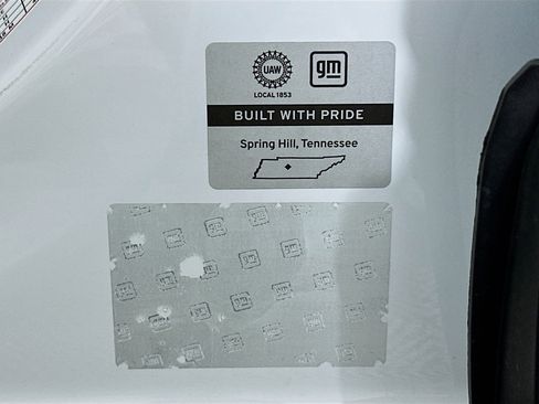 Used 2023 GMC Acadia SLT image 12