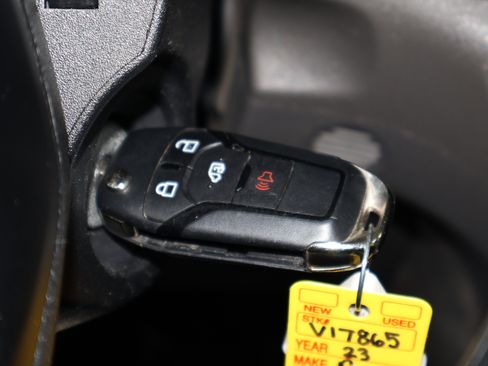 Used 2023 Ford Transit 350 XLT image 25