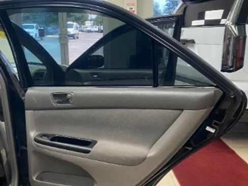 Used 2006 Toyota Camry LE FWD image 8
