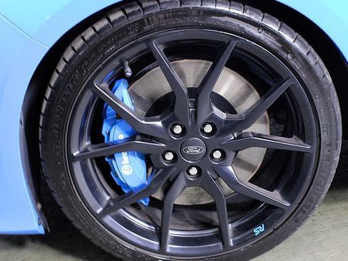 Used 2017 Ford Focus RS AWD/4WD image 12