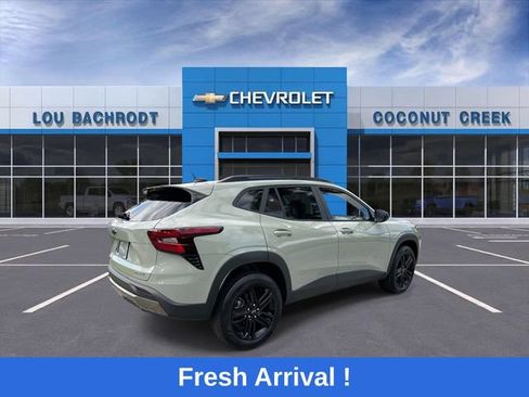 Used 2025 Chevrolet Trax ACTIV w/ Driver Confidence Package FWD image 8