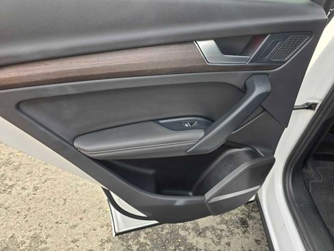 Used 2024 Audi Q5 2.0T Premium Plus image 20