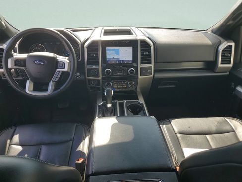 Used 2019 Ford F150 Lariat w/ Equipment Group 502A Luxury AWD/4WD image 11
