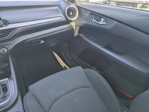 Used 2021 Kia Forte LXS FWD image 16