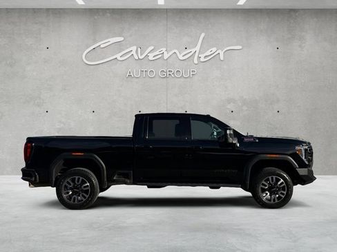 Used 2023 GMC Sierra 2500 AT4 w/ AT4 Preferred Package image 17