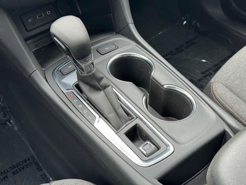 Used 2024 Chevrolet Equinox LT w/ LPO, Floor Liner Package AWD/4WD image 13