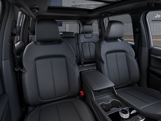 New 2027 Jeep Grand Cherokee Limited AWD/4WD image 16